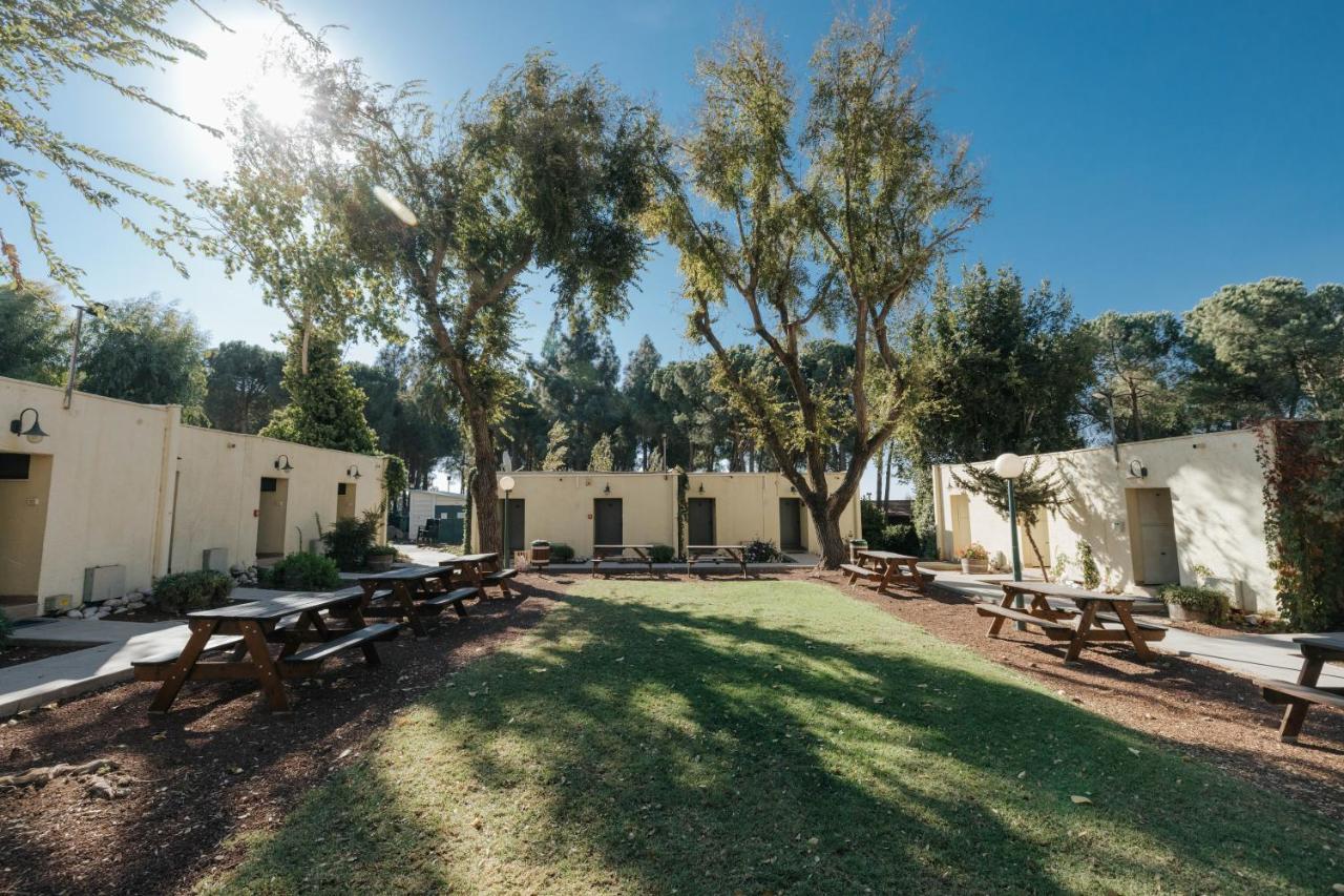 Kibbutz Ortal Tourism Hotell Exteriör bild